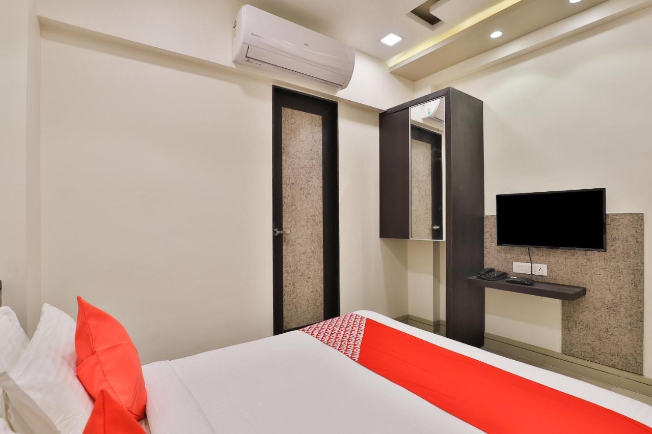 Oyo 23289 Hotel Anmol Palace Ahmadabad Zewnętrze zdjęcie