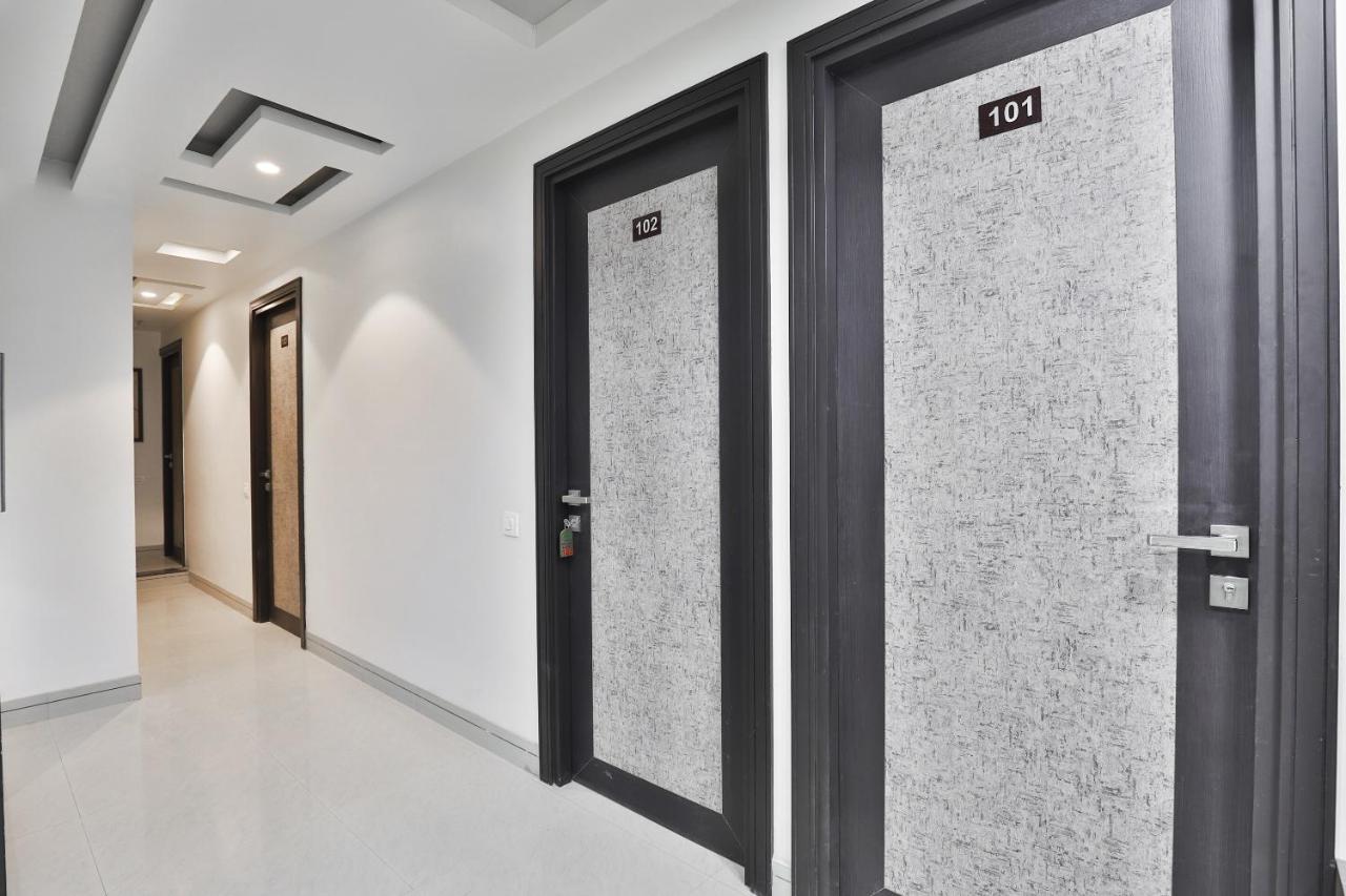 Oyo 23289 Hotel Anmol Palace Ahmadabad Zewnętrze zdjęcie