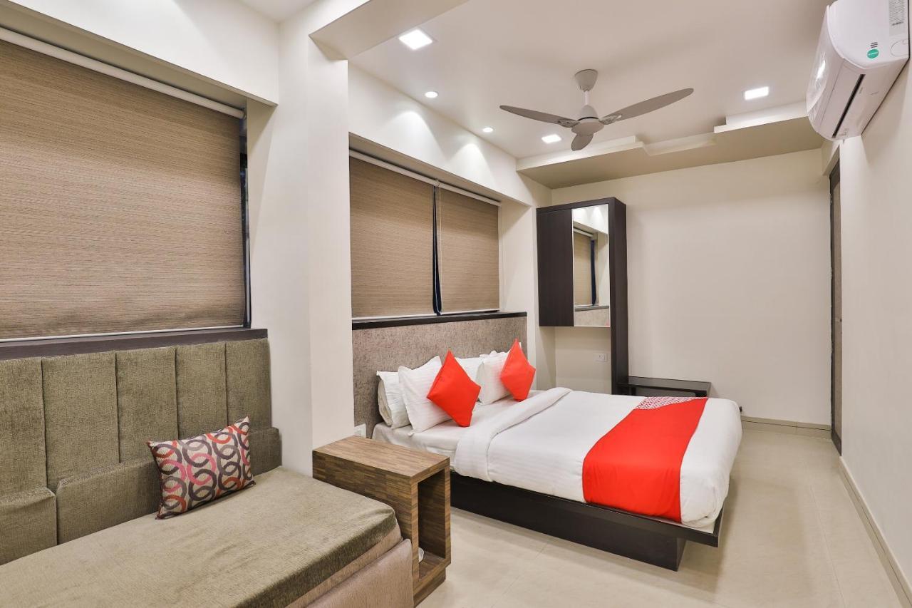 Oyo 23289 Hotel Anmol Palace Ahmadabad Zewnętrze zdjęcie